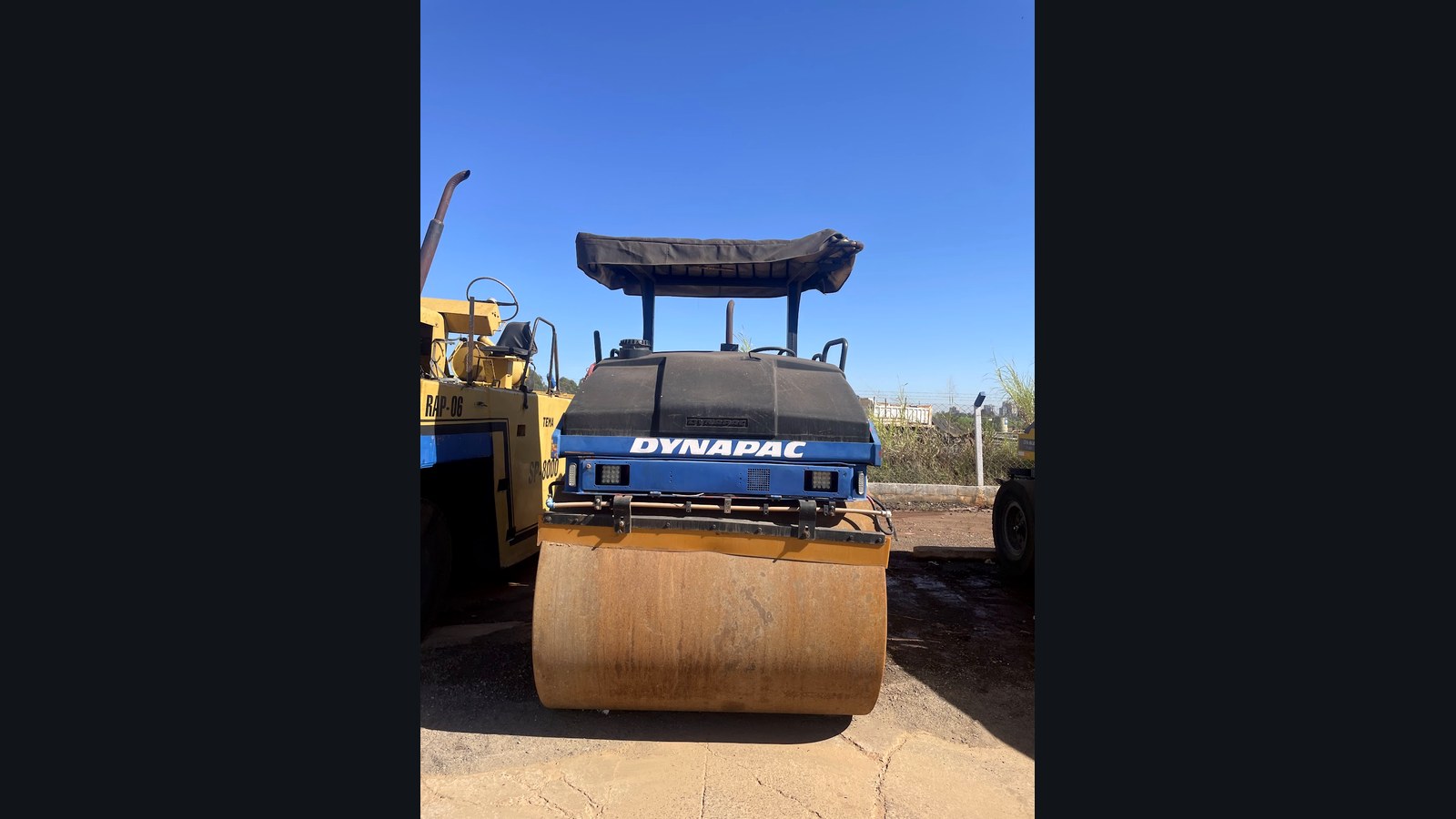 Rolos Compressores Tandem Dynapac — foto real 1
